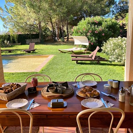 Le Patio, Chambres D Hotes Pour Adultes En Camargue, Possibilite De Naturisme A La Piscine, Aimargues Exteriör bild