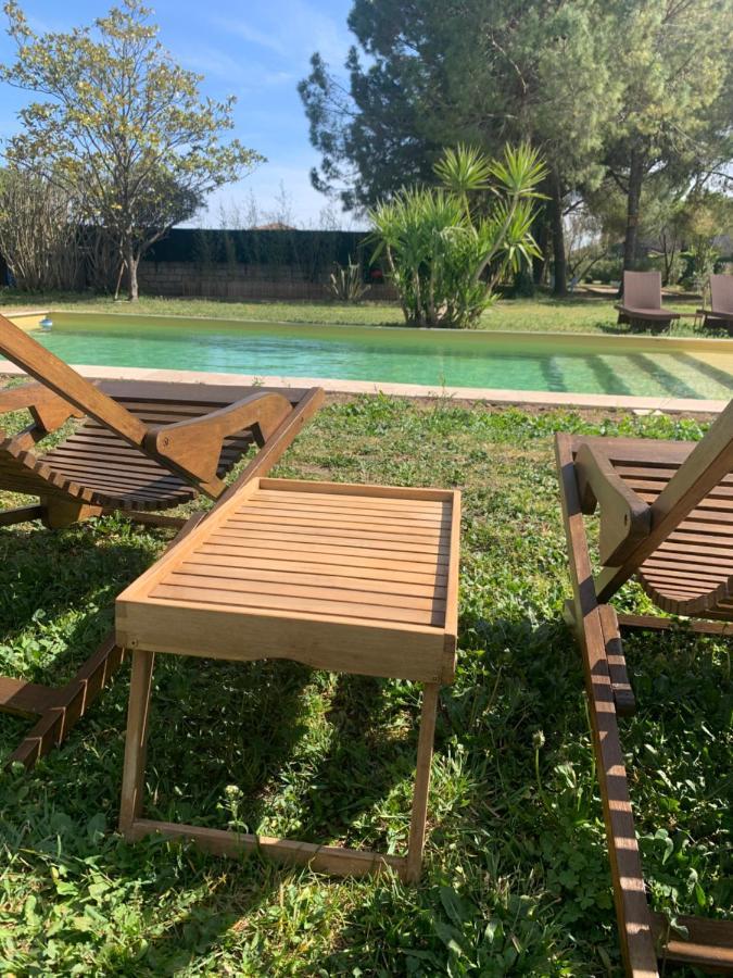 Le Patio, Chambres D Hotes Pour Adultes En Camargue, Possibilite De Naturisme A La Piscine, Aimargues Exteriör bild
