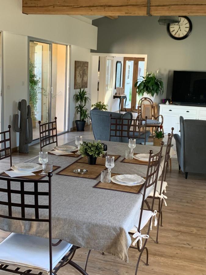 Le Patio, Chambres D Hotes Pour Adultes En Camargue, Possibilite De Naturisme A La Piscine, Aimargues Exteriör bild